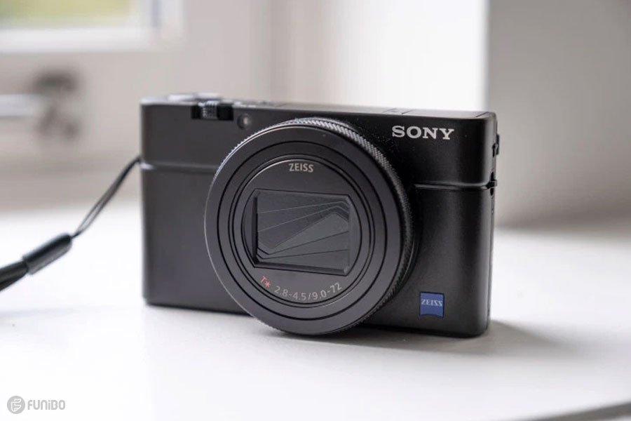 بهترین دوربین فیلمبرداری برای مسافرت: Sony RX100 VII