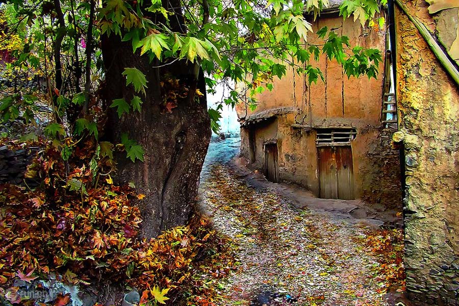 روستای زشک از زیباترین مکان های گردشگری مشهد